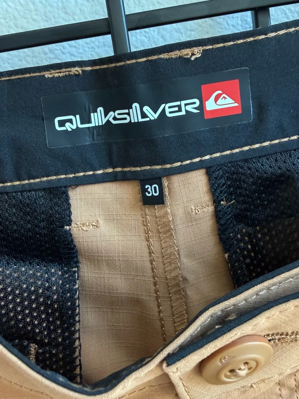 NWT Quiksilver Men’s Amphibian Shorts Tobacco Brown Size 30